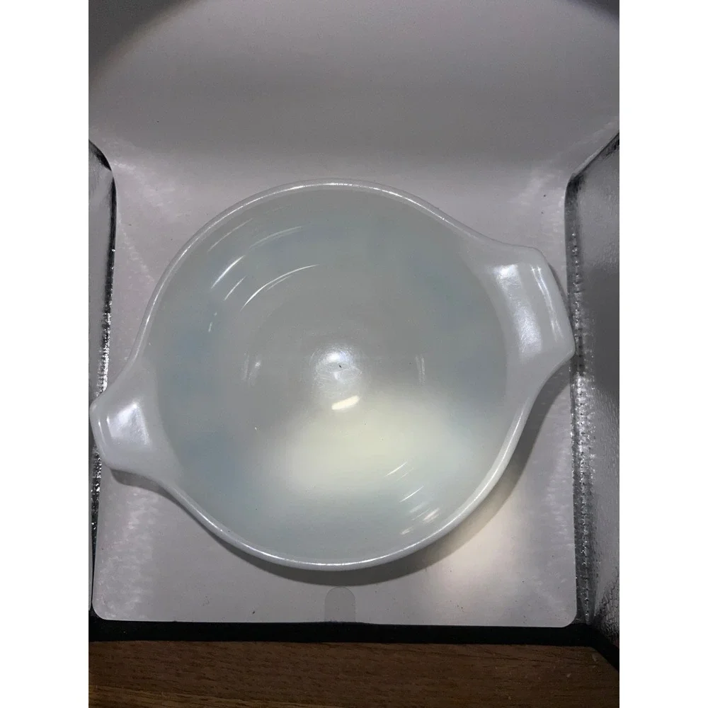 Pyrex Butterprint Cinderella Mixing Bowl 441 Turquoise White 1.5 Pt Vintage